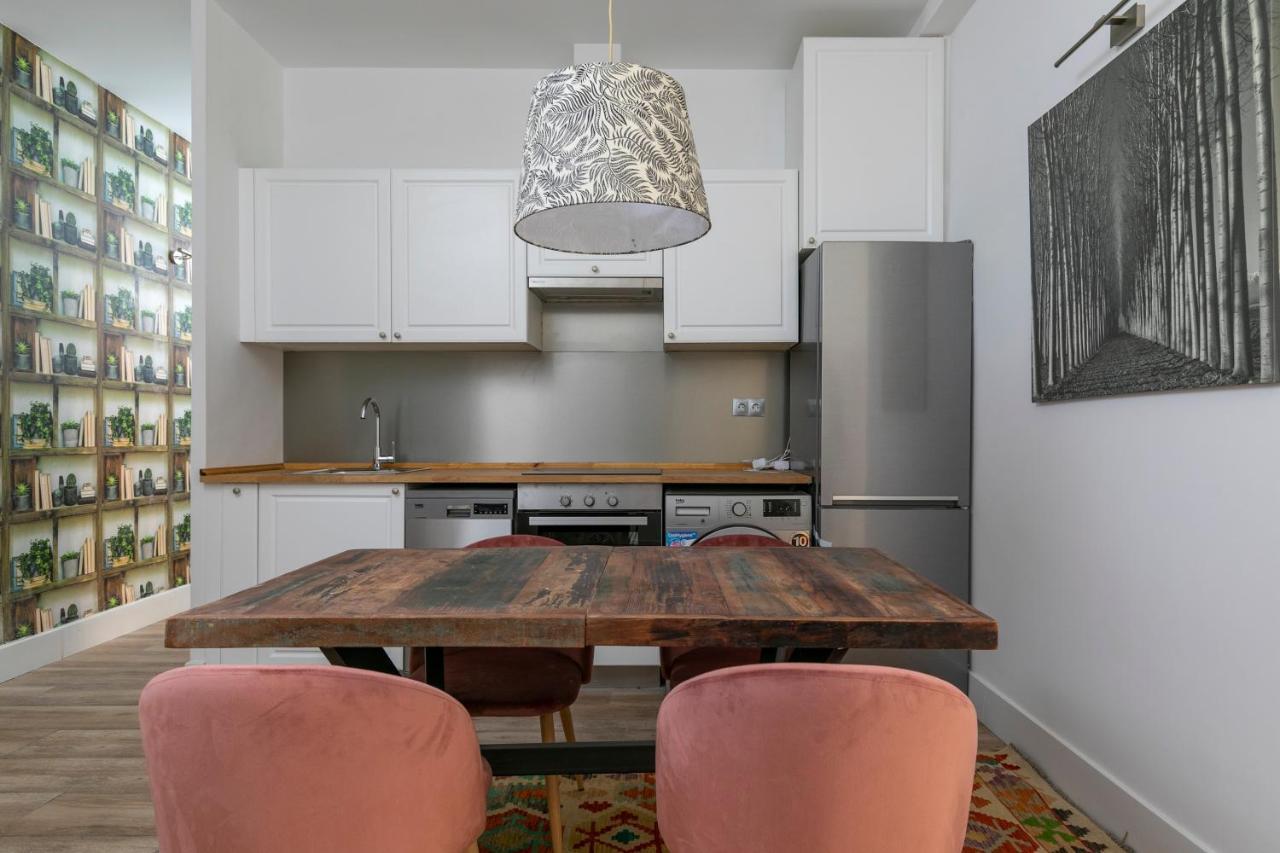 HOMEABOUT PREMIUM MALASAÑA Apartment Madrid Exterior foto